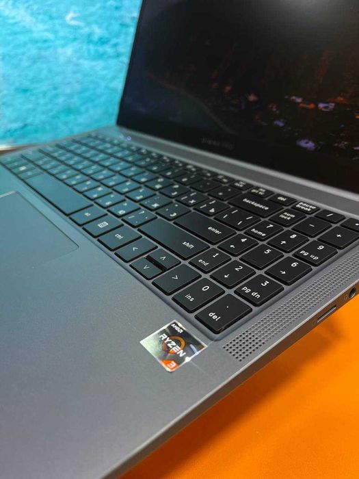 Продается Ноутбук: DIGMA Pro