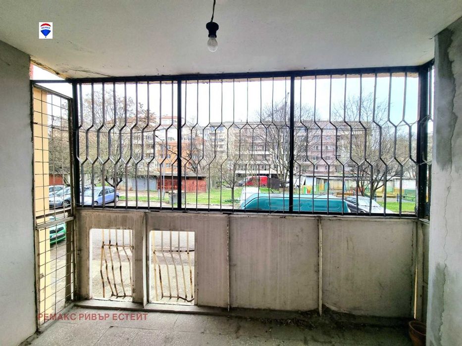 Продава се Хотел в Русе, Централен южен район - 272 кв.м за 476 €/кв.м - Снимка #13