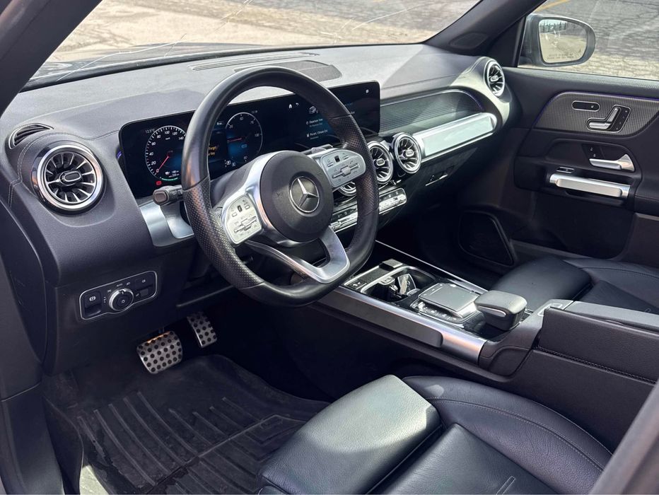 Mercedes-Benz EQB 350 4MATIC AMG електрически SUV