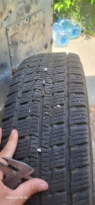 205/75/16 c 4 бр Гуми за бус Hankook