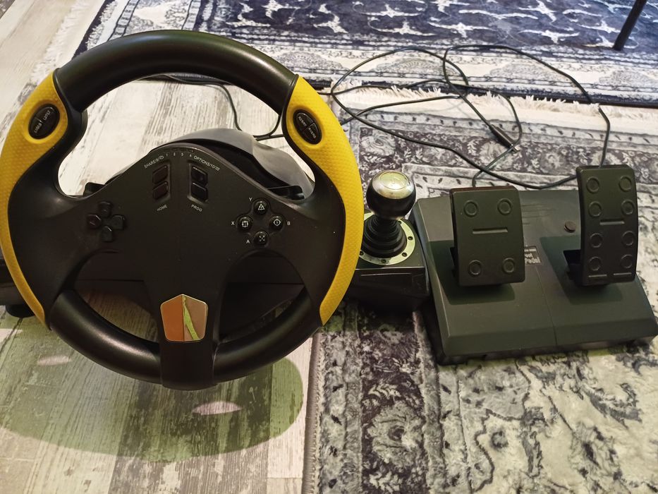 Vând volan gaming myria mg7400
