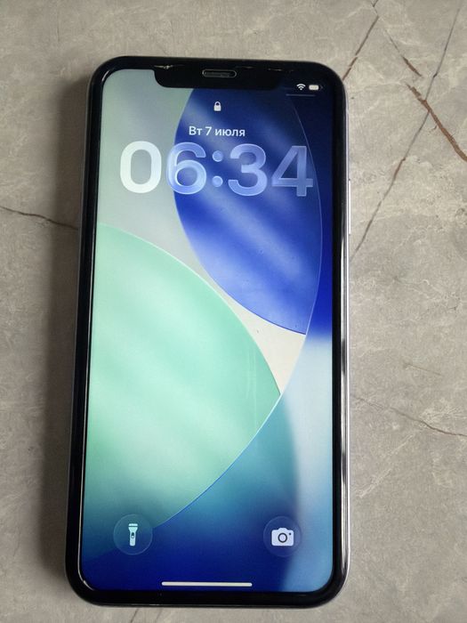 Продам iPhone 11, 128 ГБ
