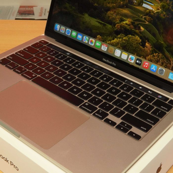 Apple Macbook Pro 2020 13'' i5 16 GB 512 GB SSD, Touch Bar, Touch ID, Space Gray, 12 LUNI GARANTIE
