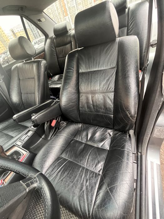 Продам салон жатый кожа бмв е34