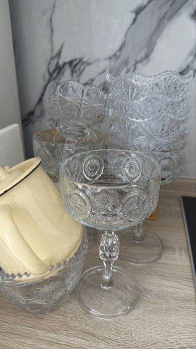 Отдам даром сахарница конфетница