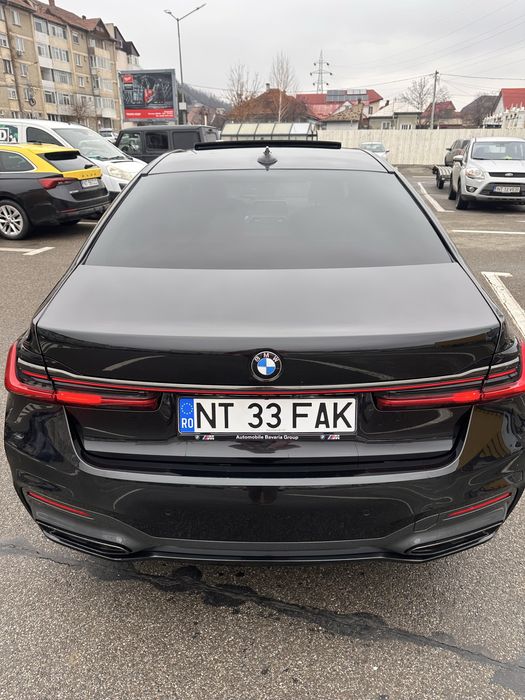 BMW M 740d xDrive Mhew 2021 hibrid