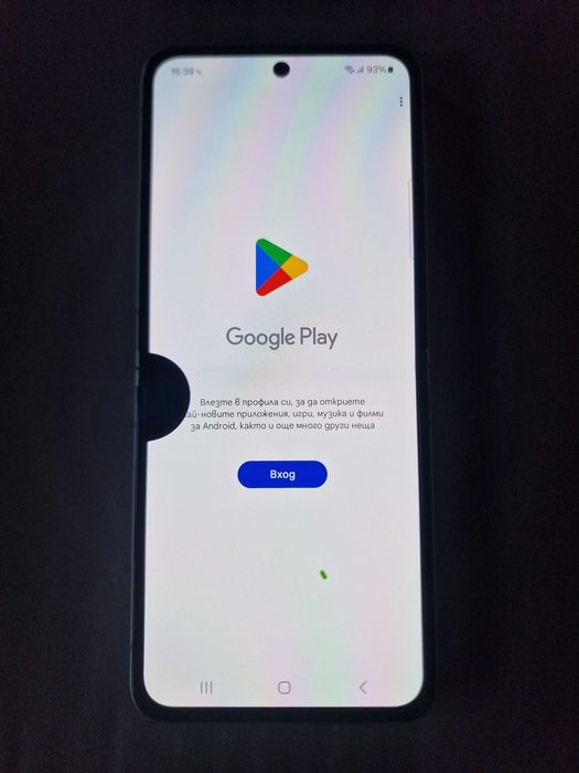 Z FLIP3 добро състояние.