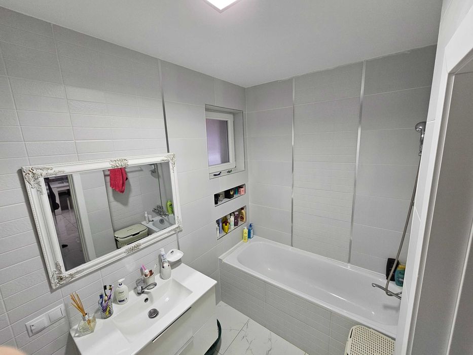 Apartament 3 camere