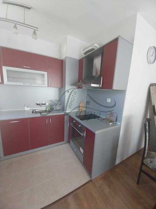 Дава се под наем Двустаен апартамент в Шумен, Център - 62 кв.м за 346.8 € - Снимка #2