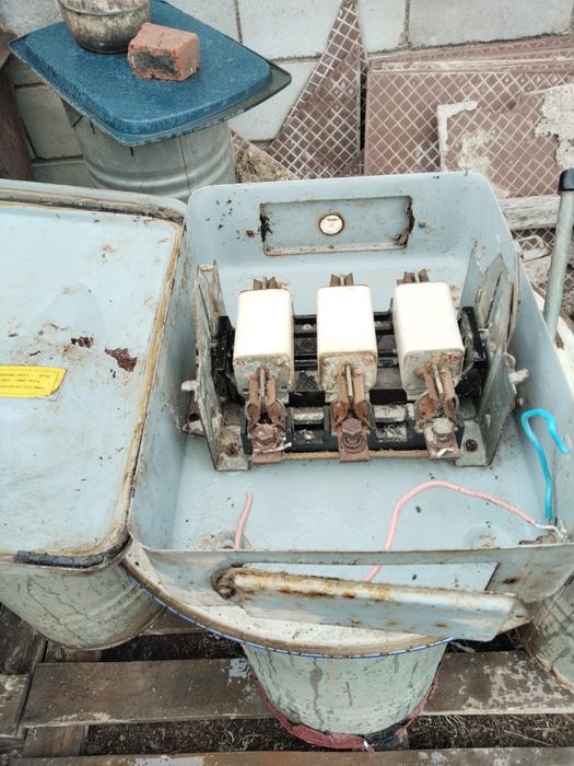 Рубильник щит электрически продам