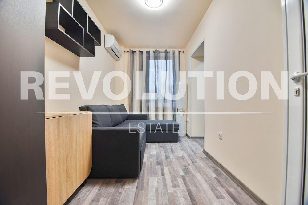 Дава се под наем Едностаен апартамент в София, Студентски град - 29 кв.м за 300 € - Снимка #1