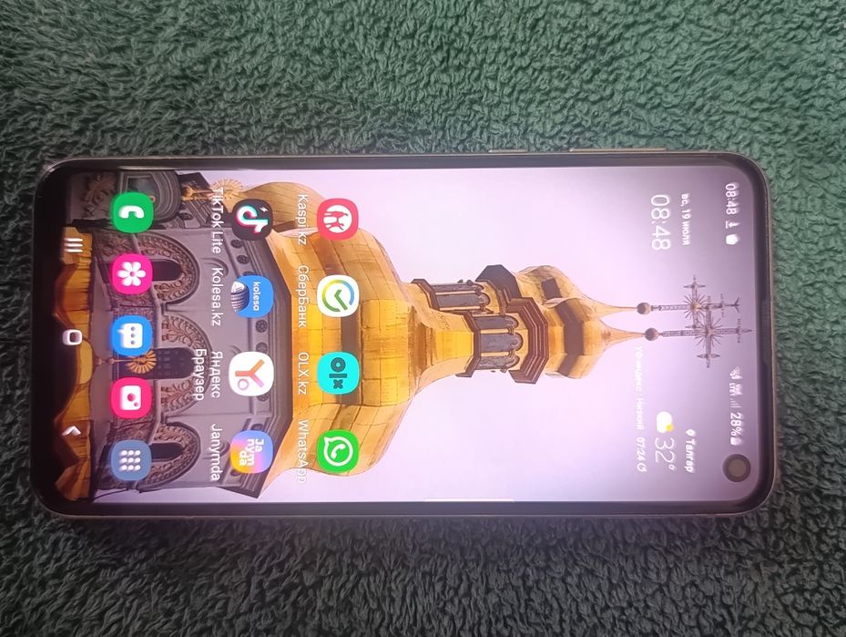 Продам Самсунг Галакси S10E.