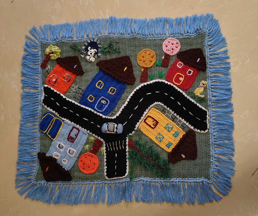 Плетено детско килимче