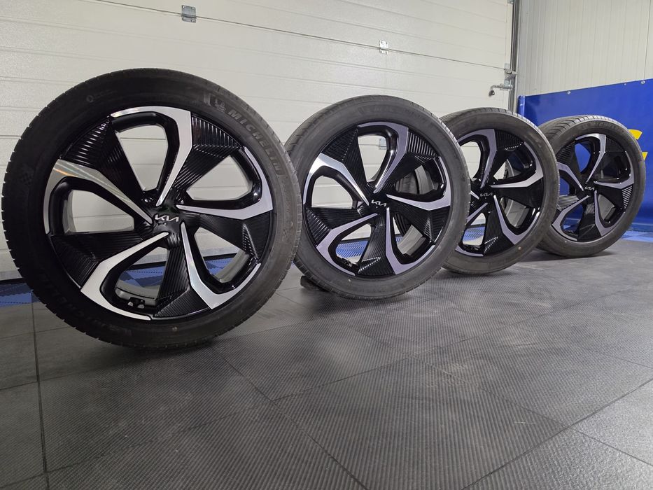 Оригинални 20" джанти Kia EV6 GT-Line + Michelin Pilot Sport EV 255/45 R20 OEM