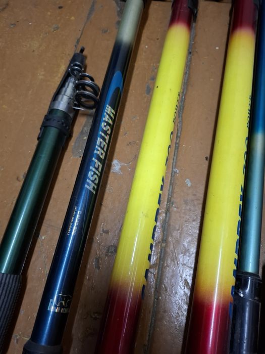 Продам удочки с сумкой