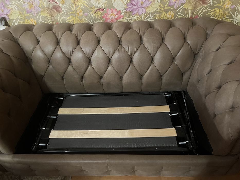 Продам  диван из натуральной кожи