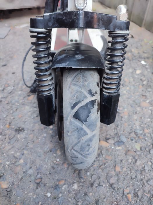 Продам электросамокат