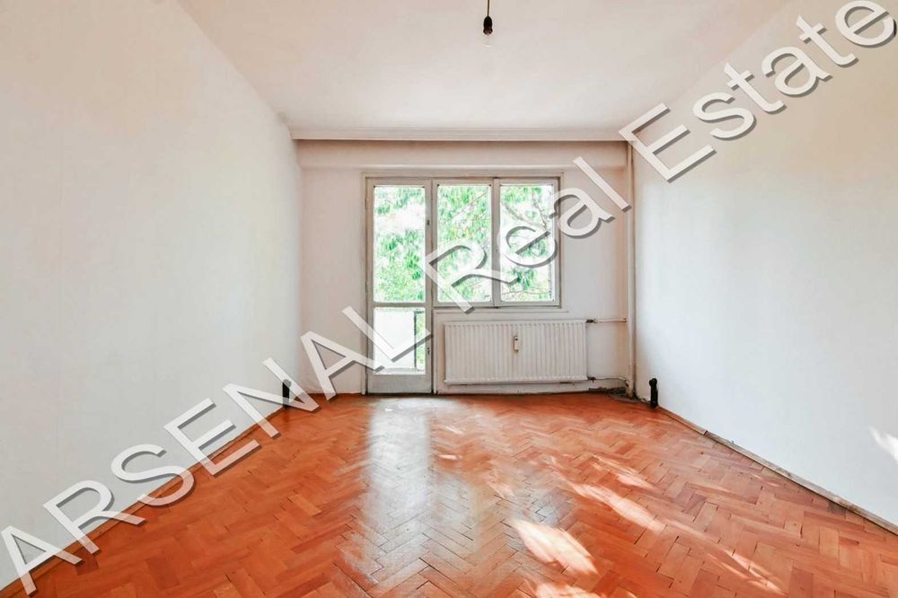 Продаваме 3-стаен апартамент в кв. Красна Поляна