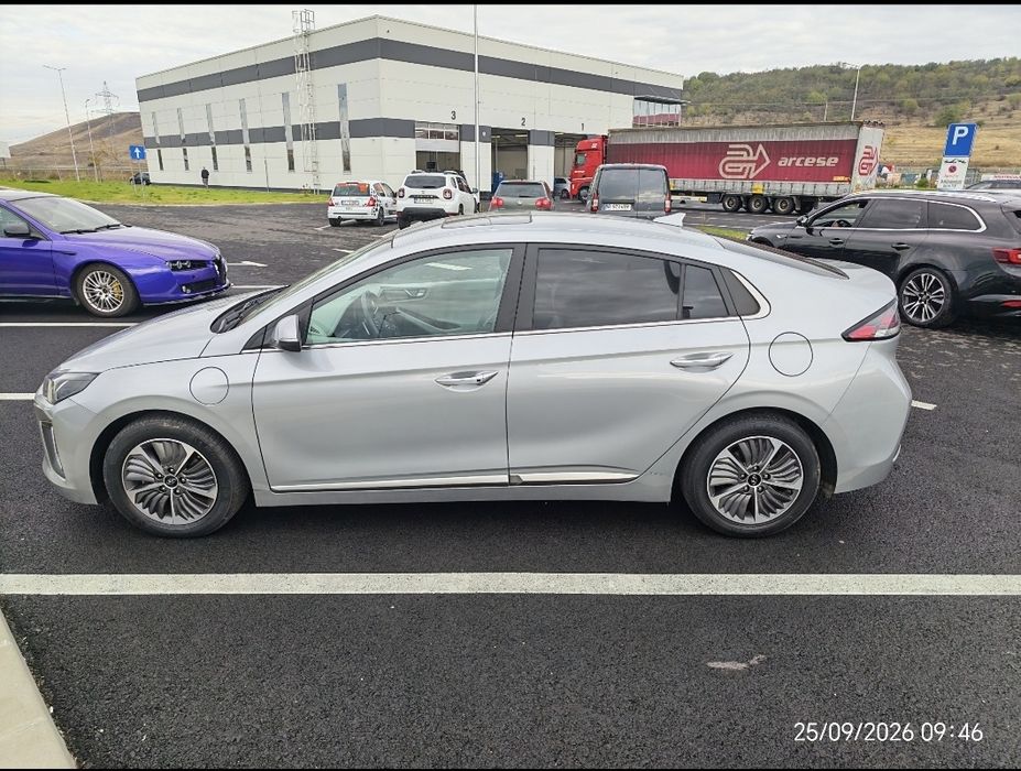 Hyundai Ioniq Plug-In Hybrid Exclusive 11/2021 | Nivel de echipare Top-Exclusive | Consum 1.1l/100km | 81.600 km