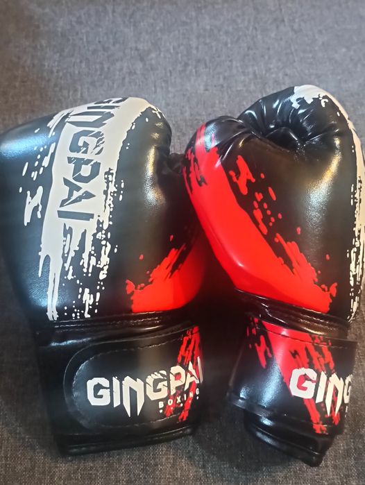 Боксови ръкавици 6oz