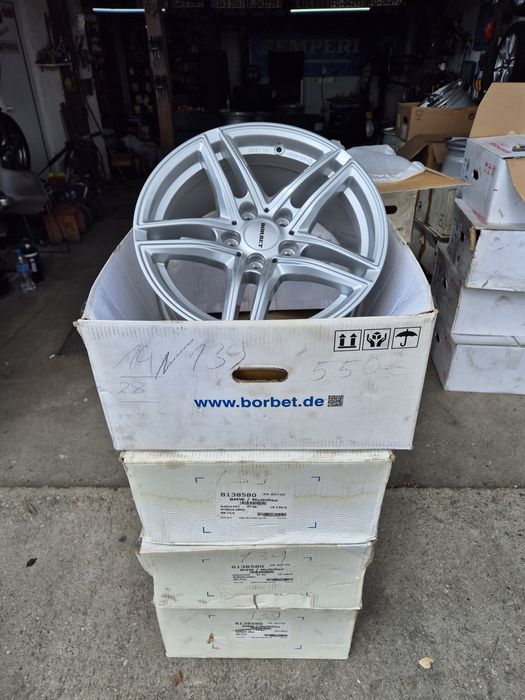 Джанти Borbet 17 цола , 5х120 , 8j , et30 Bmw Mini Opel  Vw T5 T6