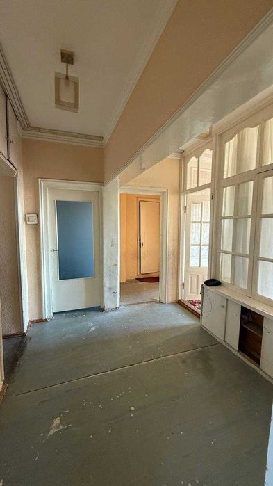 Белтепа 4 хона сотилади холати яхши