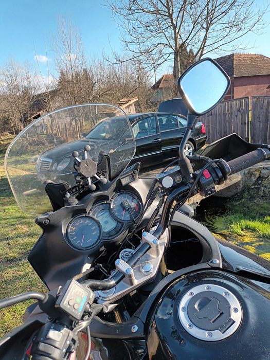 Suzuki V-Strom .