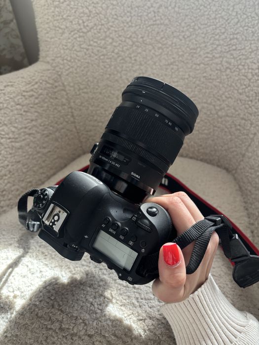 Canon 6D Mark II + Sigma 24-105 f4 | Full Frame Profesional | Aproape nou