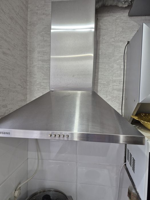 Вытяжка  кухонная