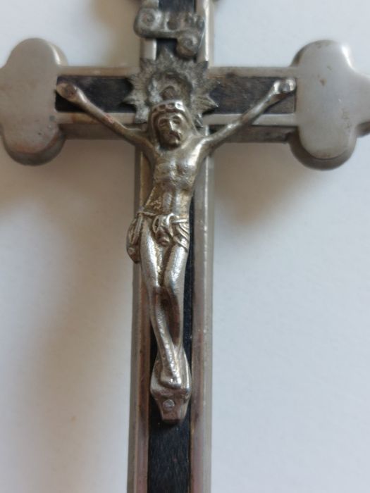Crucifix vechi doua modele