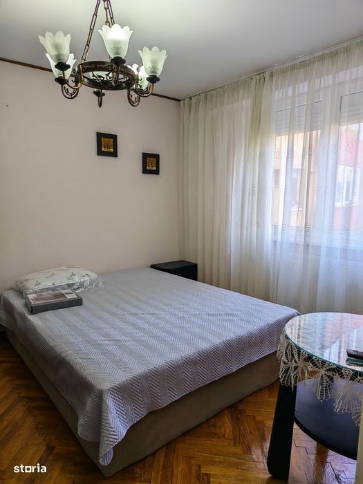 Apartament 3 camere decomandat, Grivitei – lângă Colina Universității