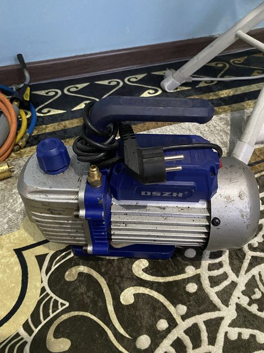 Вакуумный насос(вакуумник)