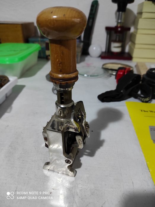 Механичен номератор