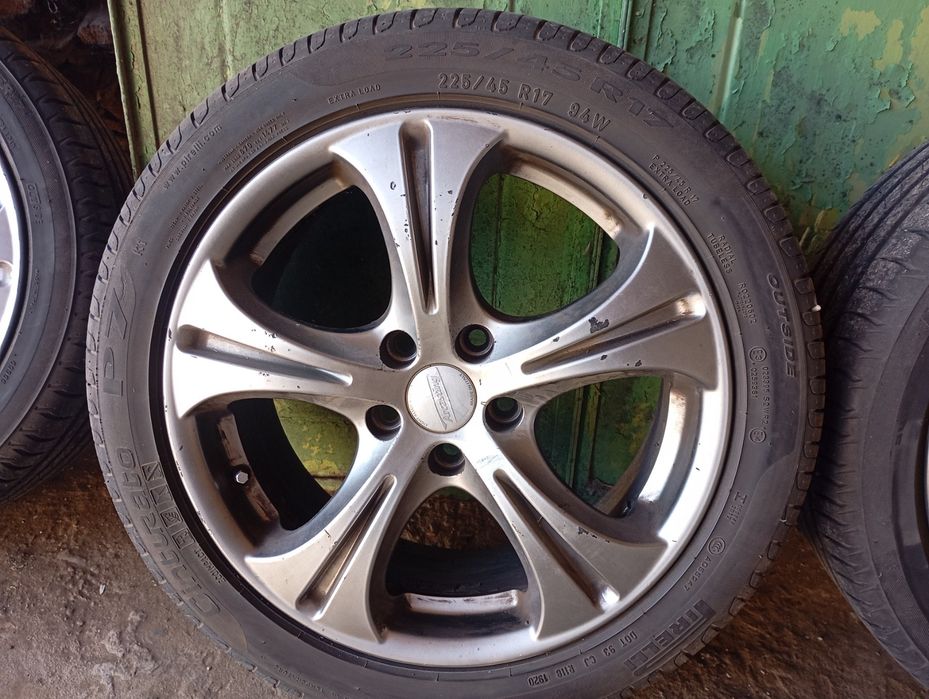 Гуми с джанти 5 по 110 Опел Астра  17 цола