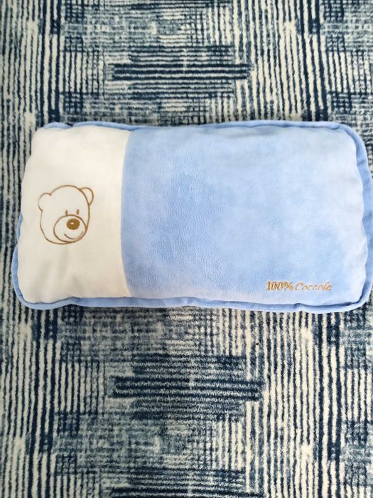 Лот от Порт бебе, 2бр възглавнички, 2 бр обувчици