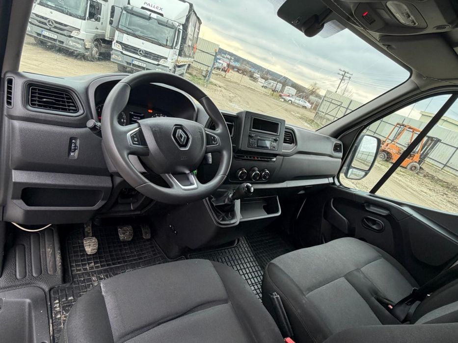 Renault Master 3.5 tone prelata lift
