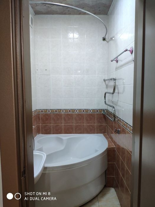 Продам 3 ком Юнусабад 17 квартал