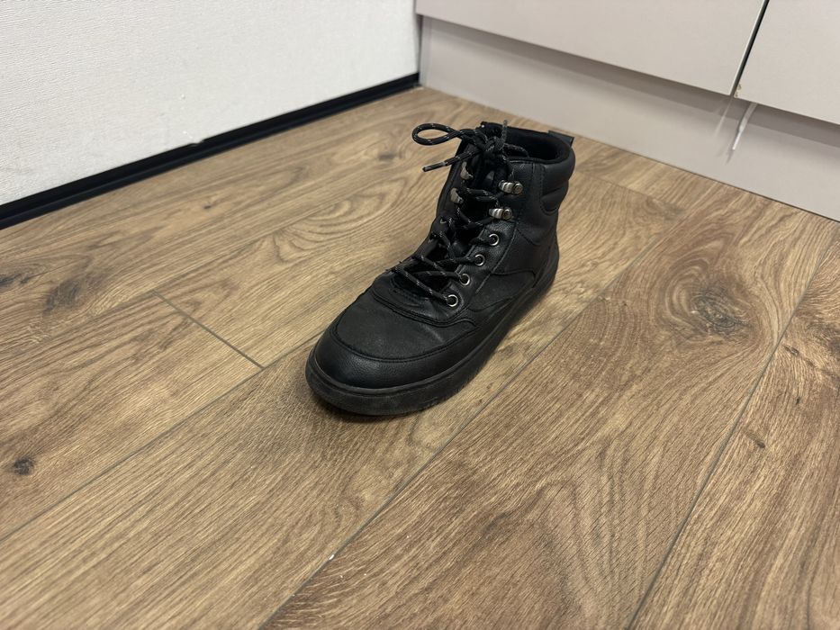 Демисезонная обувь Ecco продам срочно!