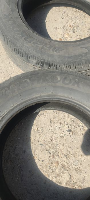 Продам покрышки Hankook 235 65 R17