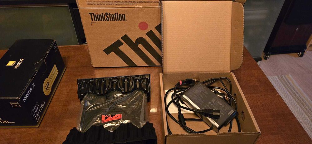 Lenovo ThinkStation P3 Tiny Intel Core i9-13900T