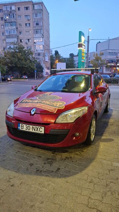 Renault Megane 3, 2009, 250 mii km, rosu