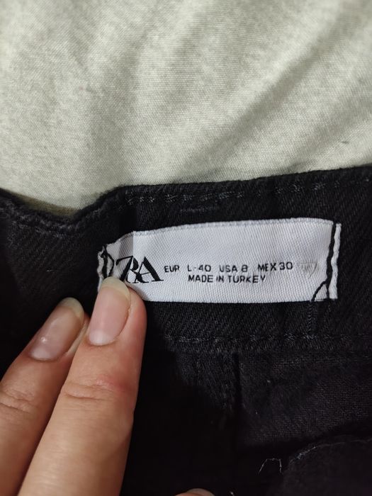 Pantaloni de blug Zara