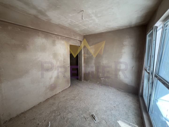 Продава се Тристаен апартамент в Варна, Виница - 105 кв.м за 753 €/кв.м - Снимка #7