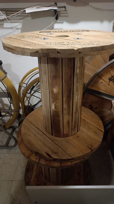 Дървена макара .