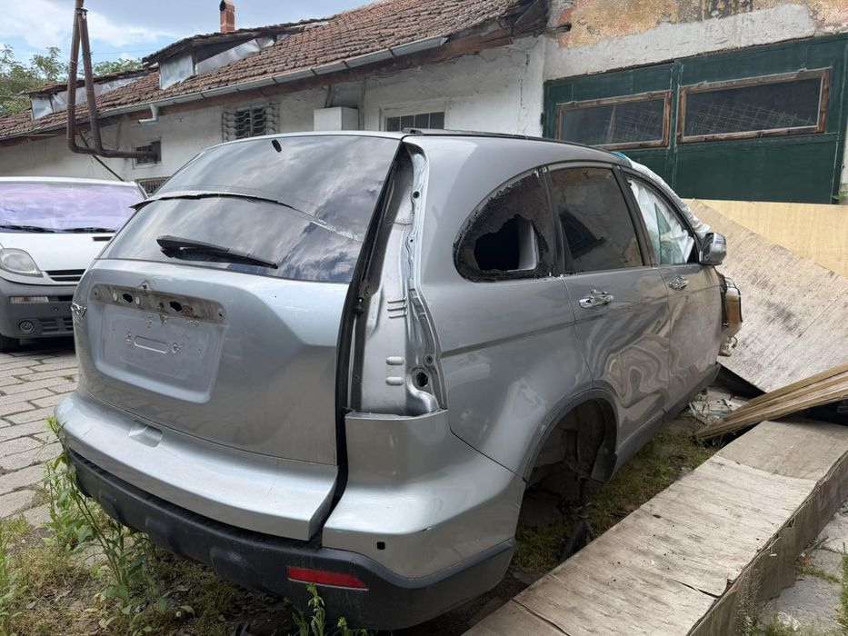 Honda CR-V 2.2D На Части от Англия Ниски Цени само лично предаване гр Пловдив.Не изпращаме с куриер