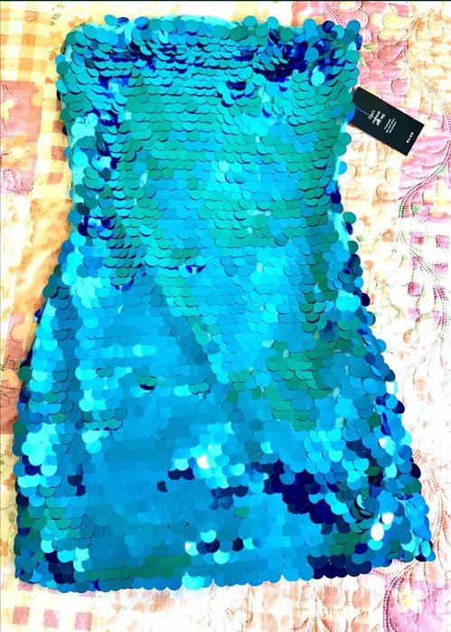 Дамска къса рокля с пайети