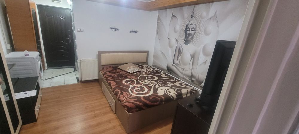 garsoniera de vanzare