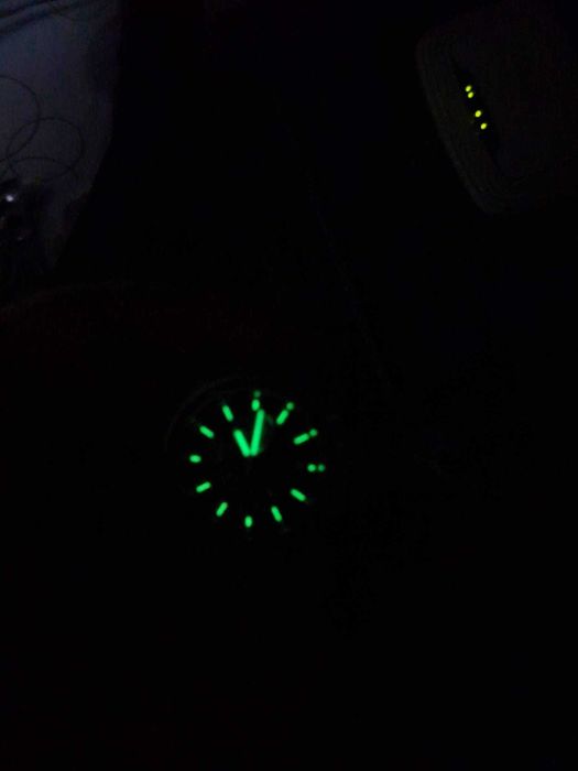 Продавам casio edifice