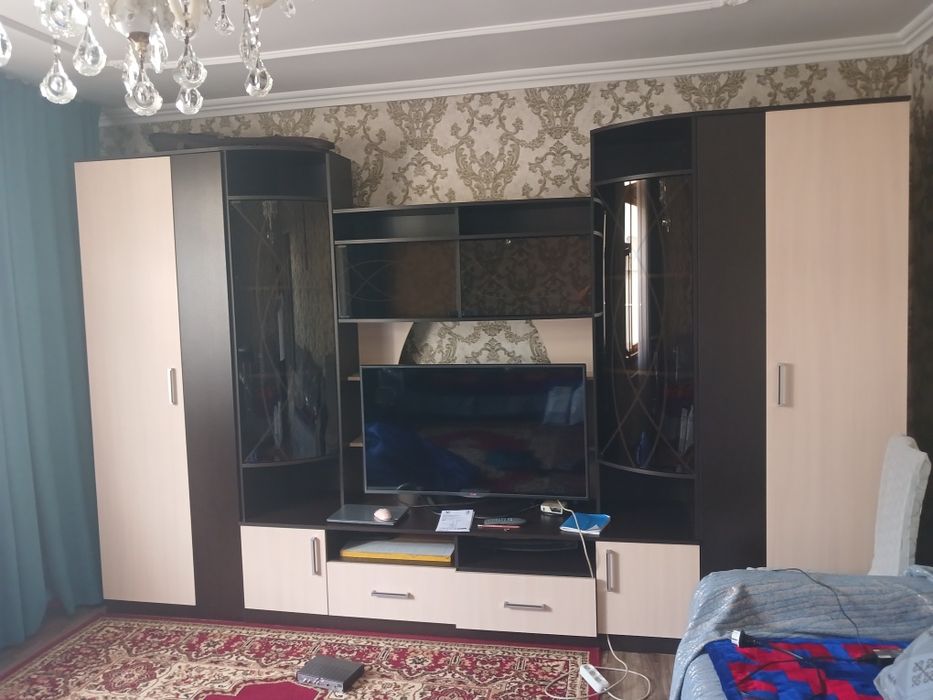 Стенка в гостиную