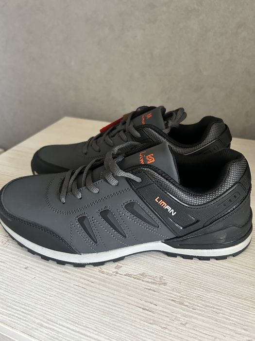 Мужские кросовки. Новые